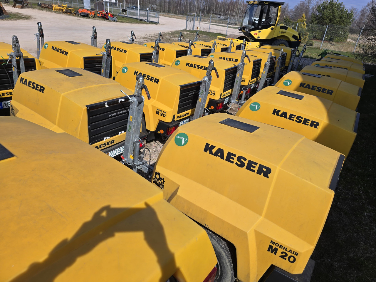 KAESER M20 - Máy nén khí: hình 2 KAESER M20 - Máy nén khí: hình 2