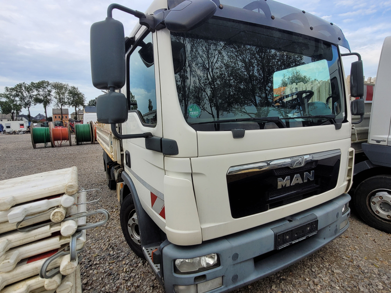 MAN TGL 8.220 - Xe ben: hình 2 MAN TGL 8.220 - Xe ben: hình 2