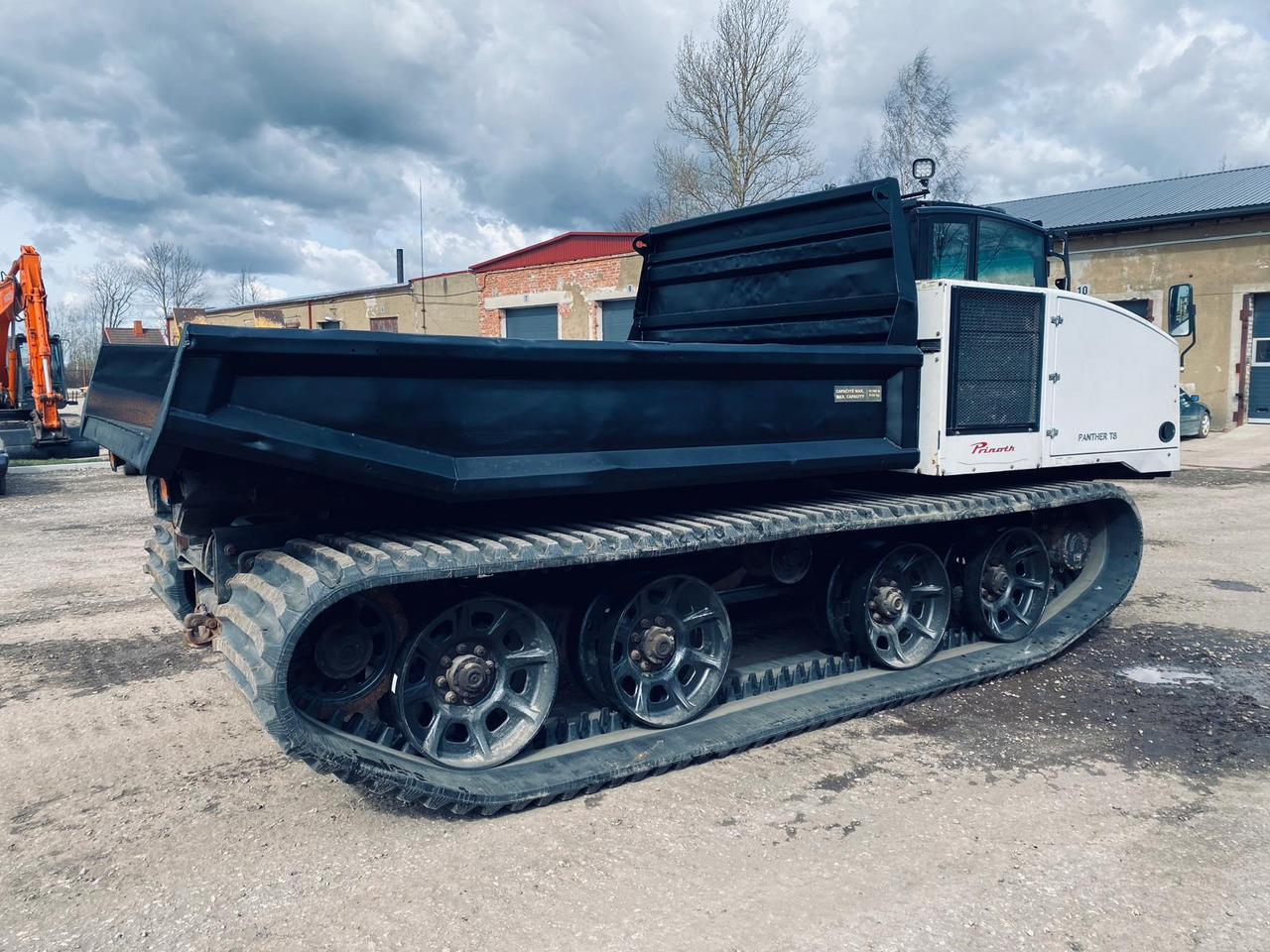 PRINOTH Panther T8 - Xe ben đổ bánh xích: hình 3 PRINOTH Panther T8 - Xe ben đổ bánh xích: hình 3