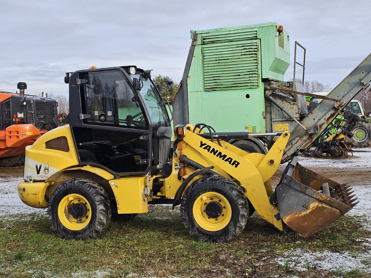 YANMAR V8, 744 hours! - Máy xúc lật bánh lốp: hình 3 YANMAR V8, 744 hours! - Máy xúc lật bánh lốp: hình 3