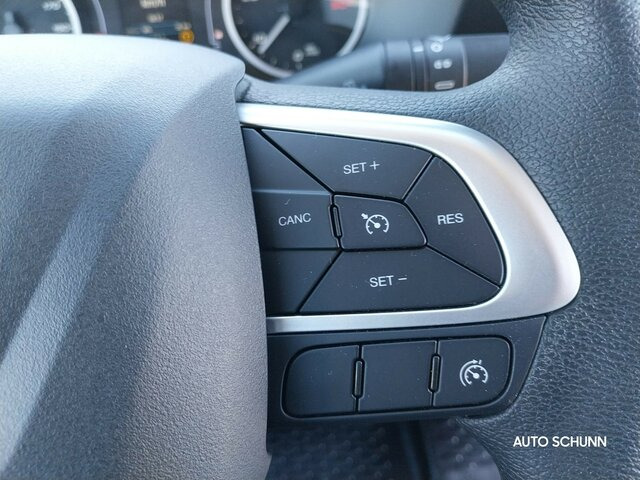 IVECO Daily 50C18H V 19+1+1 Sitze/15,5 kW/Webasto... - Xe bus mini, Xe van chở khách: hình 5 IVECO Daily 50C18H V 19+1+1 Sitze/15,5 kW/Webasto... - Xe bus mini, Xe van chở khách: hình 5