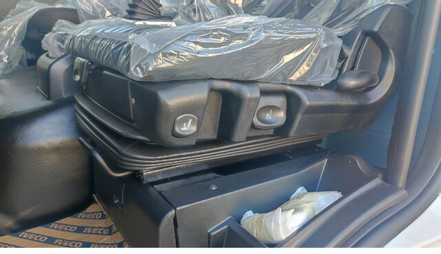 IVECO EuroCargo ML120EL21 EVI_E-AC+ PILOT+PTO... - Xe tải khung gầm: hình 5 IVECO EuroCargo ML120EL21 EVI_E-AC+ PILOT+PTO... - Xe tải khung gầm: hình 5