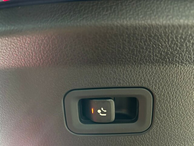 MERCEDES-BENZ GLE 63 S AMG 4M+ Coupe PANO+AIRMATIC+MANUFAKTUR... - SUV: hình 3 MERCEDES-BENZ GLE 63 S AMG 4M+ Coupe PANO+AIRMATIC+MANUFAKTUR... - SUV: hình 3