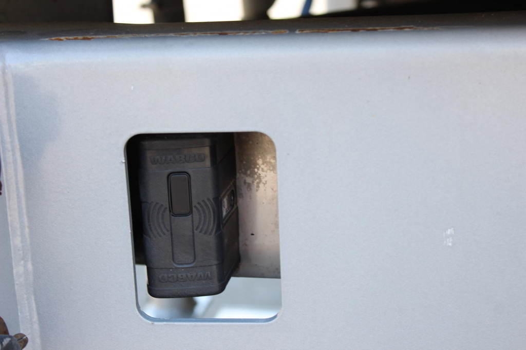 Chereau TK SLXi Spectrum  Bi-Multi-Temp. Liftachse  LBW - Sơ mi rơ moóc đông lạnh: hình 4 Chereau TK SLXi Spectrum  Bi-Multi-Temp. Liftachse  LBW - Sơ mi rơ moóc đông lạnh: hình 4