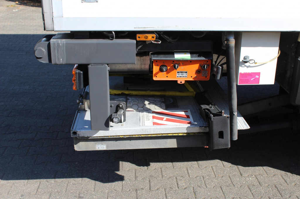 Mercedes-Benz Actros 2532 E5 CS 1150 Multi Bi-Temp LBW Rolltor - Xe tải đông lạnh: hình 4 Mercedes-Benz Actros 2532 E5 CS 1150 Multi Bi-Temp LBW Rolltor - Xe tải đông lạnh: hình 4