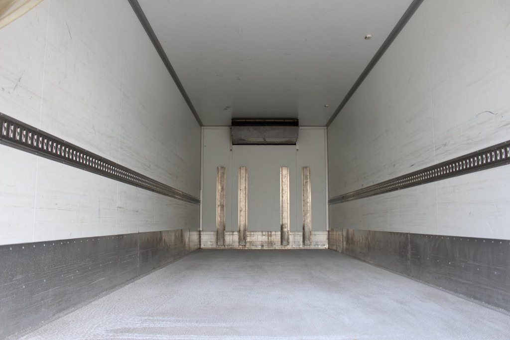 Mercedes-Benz Atego 1223 E6 TK T-800 R Strom LBW - Xe tải đông lạnh: hình 2 Mercedes-Benz Atego 1223 E6 TK T-800 R Strom LBW - Xe tải đông lạnh: hình 2