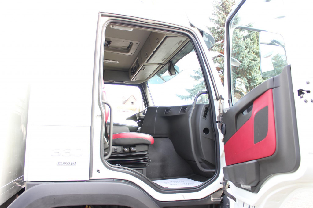 Xe tải hộp Volvo FM 330 E6 Koffer 7,8m Klima LBW Liftachse: hình 7 Xe tải hộp Volvo FM 330 E6 Koffer 7,8m Klima LBW Liftachse: hình 7