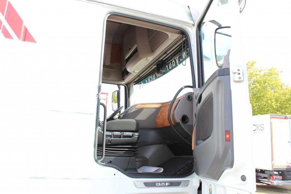 Daf 530 SSC Retarder Kühlbox 2 Tanks Standklima - Xe đầu kéo: hình 3 Daf 530 SSC Retarder Kühlbox 2 Tanks Standklima - Xe đầu kéo: hình 3