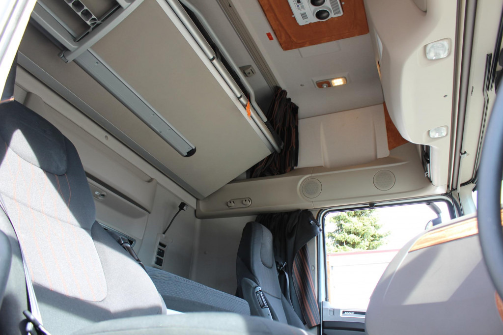 Daf 530 SSC Retarder Kühlbox 2 Tanks Standklima - Xe đầu kéo: hình 4 Daf 530 SSC Retarder Kühlbox 2 Tanks Standklima - Xe đầu kéo: hình 4