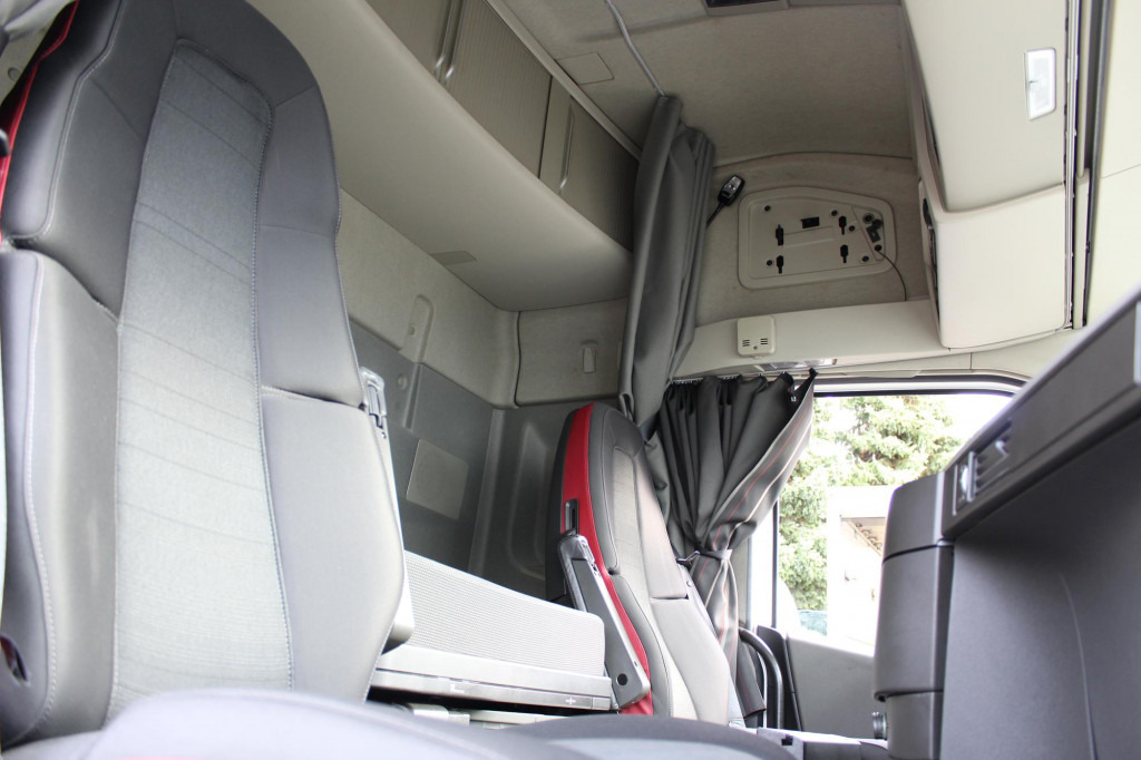 Volvo FH 500 E6 Globe I-Park Cool Kühlbox Navi - Xe đầu kéo: hình 2 Volvo FH 500 E6 Globe I-Park Cool Kühlbox Navi - Xe đầu kéo: hình 2