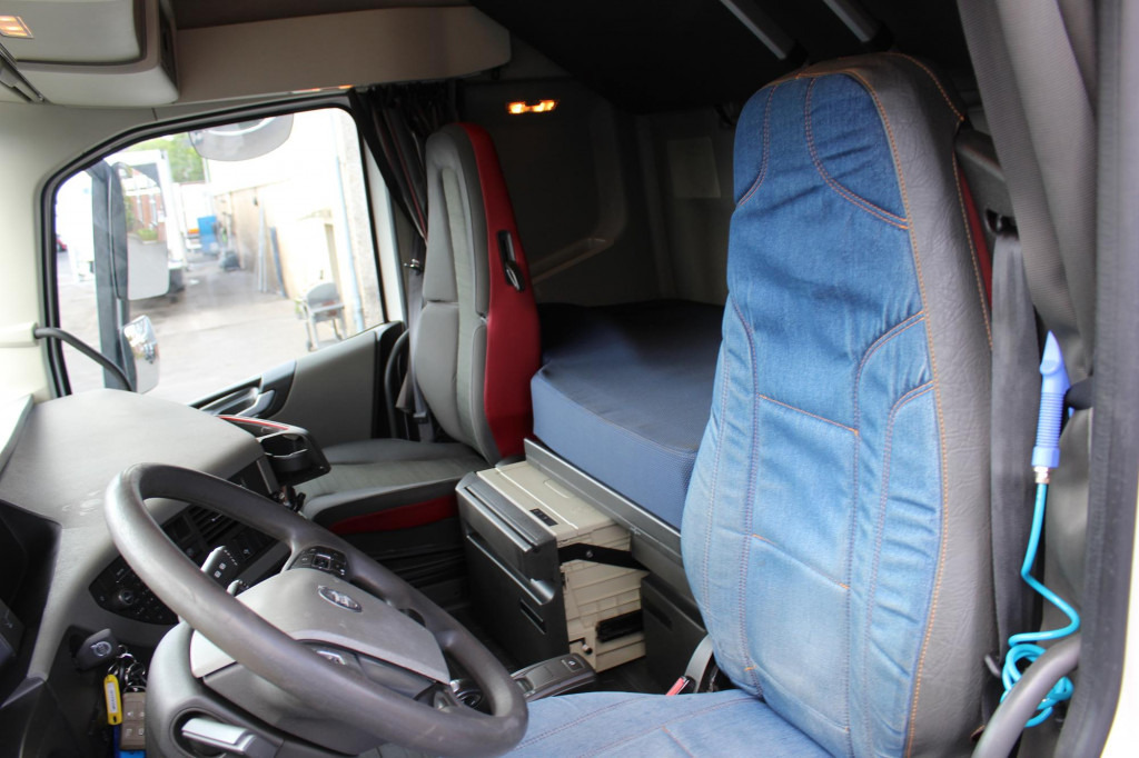 Volvo FH 500 E6 Globe I-Shift I-Park Cool Kühlbox - Xe đầu kéo: hình 3 Volvo FH 500 E6 Globe I-Shift I-Park Cool Kühlbox - Xe đầu kéo: hình 3