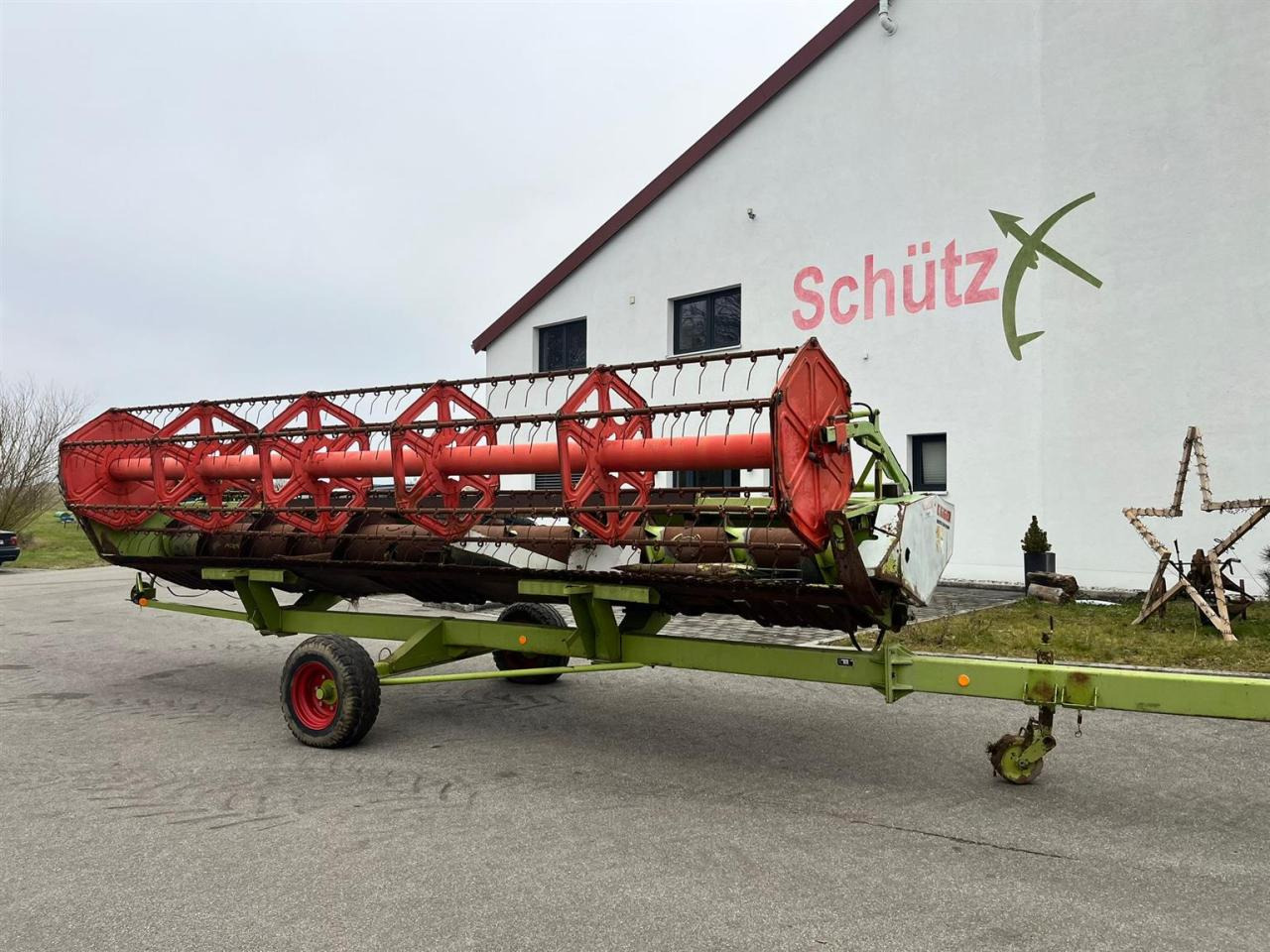 CLAAS CLAAS C660 Autocontour + Transportwagen - Đính kèm máy gặt đập thức ăn gia súc: hình 2 CLAAS CLAAS C660 Autocontour + Transportwagen - Đính kèm máy gặt đập thức ăn gia súc: hình 2