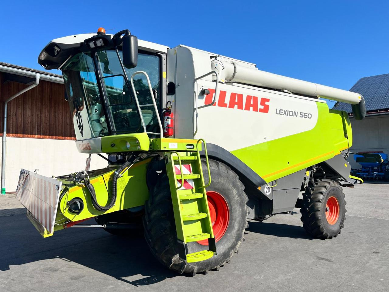 CLAAS Lexion 550 mit Schneidwerk V750, mit 3D, Baujahr 2009, guter gepflegter Zustand - Máy gặt đập: hình 2 CLAAS Lexion 550 mit Schneidwerk V750, mit 3D, Baujahr 2009, guter gepflegter Zustand - Máy gặt đập: hình 2