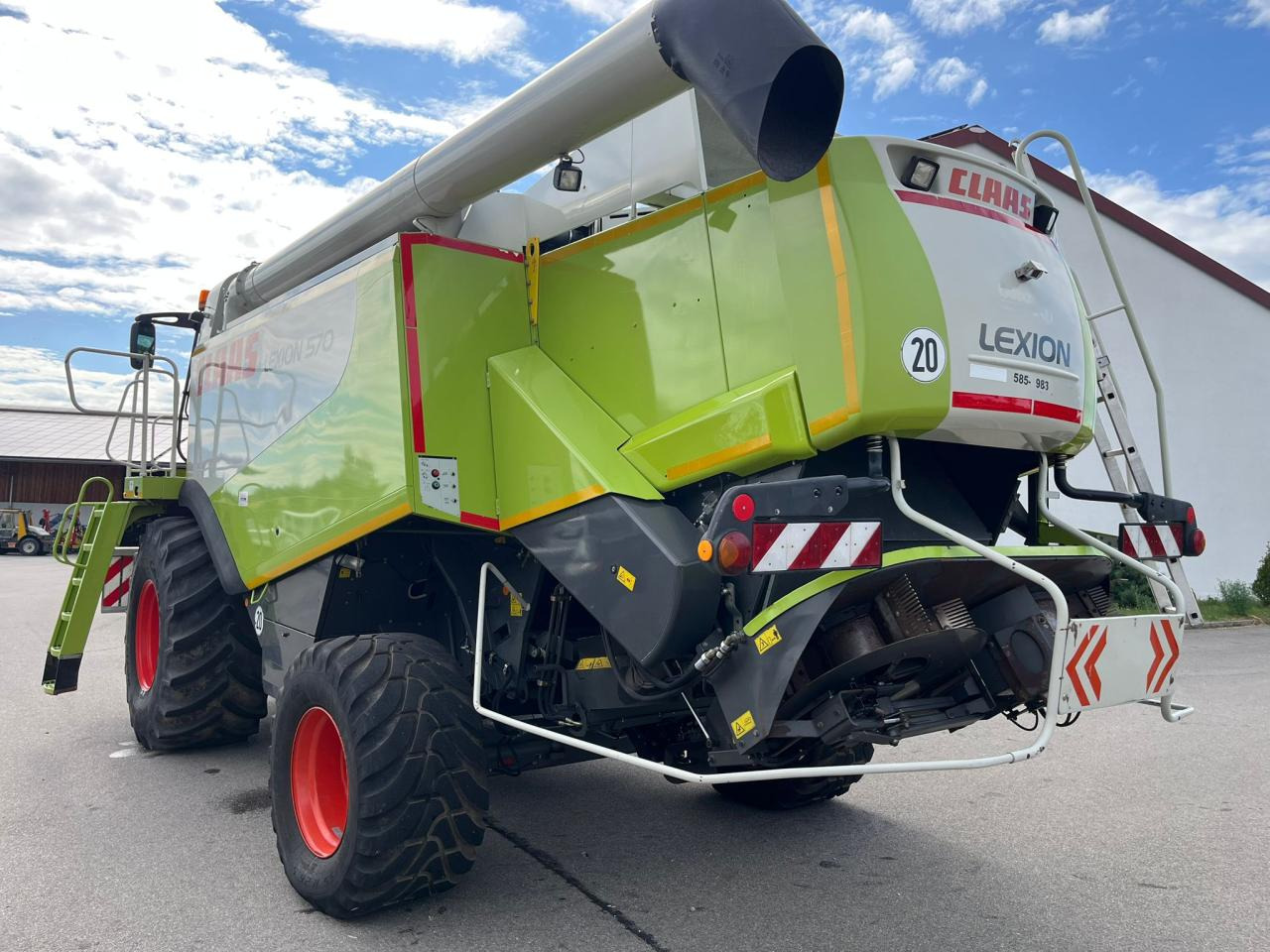 CLAAS Lexion 570, SW V750 mit Raps, Radialverteiler - Máy gặt đập: hình 4 CLAAS Lexion 570, SW V750 mit Raps, Radialverteiler - Máy gặt đập: hình 4