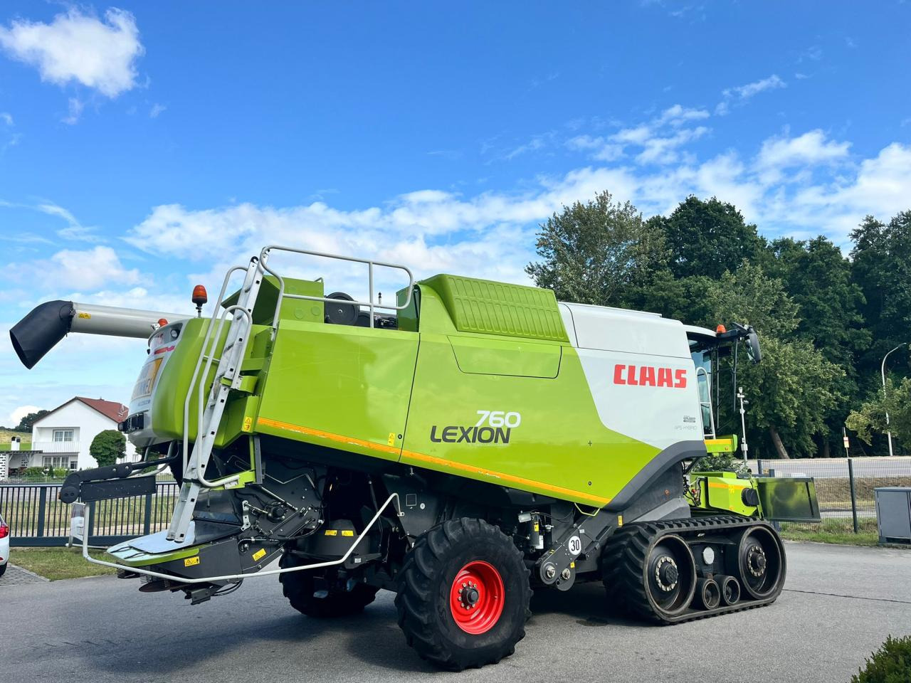 CLAAS Lexion 760TT, 30 km/h, SW V900 2x Laser - Máy gặt đập: hình 2 CLAAS Lexion 760TT, 30 km/h, SW V900 2x Laser - Máy gặt đập: hình 2