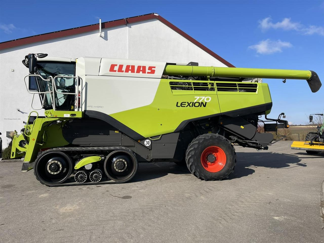 CLAAS Lexion 770TT Modell C76 mit CEMOS AUTOMATIC und Schneidwerk V1230 - Máy gặt đập: hình 2 CLAAS Lexion 770TT Modell C76 mit CEMOS AUTOMATIC und Schneidwerk V1230 - Máy gặt đập: hình 2