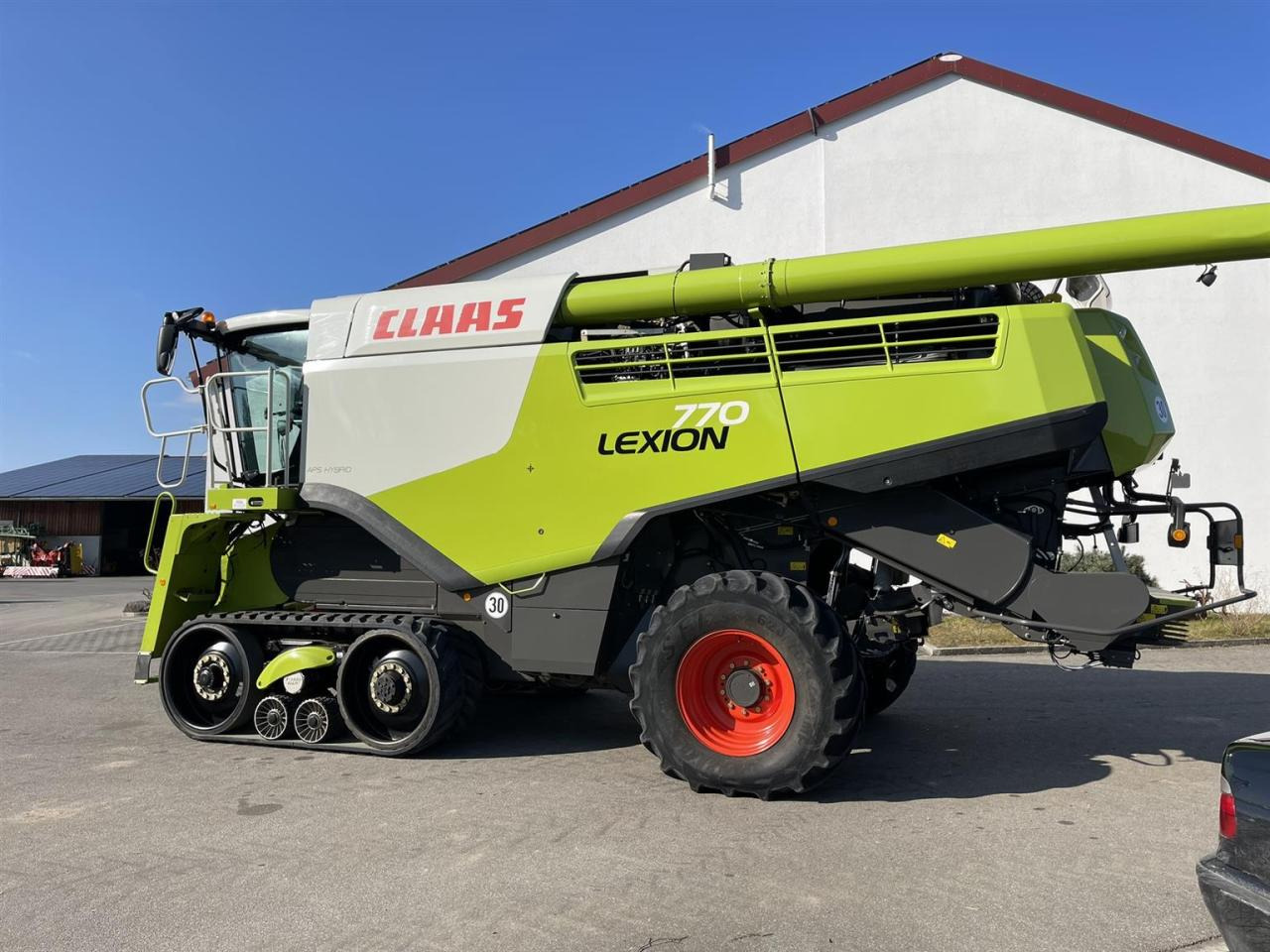 CLAAS Lexion 770TT Modell C76 mit CEMOS AUTOMATIC und Schneidwerk V1230 - Máy gặt đập: hình 3 CLAAS Lexion 770TT Modell C76 mit CEMOS AUTOMATIC und Schneidwerk V1230 - Máy gặt đập: hình 3