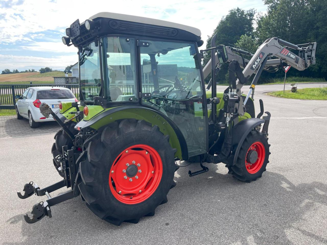 CLAAS Nexos 210 mit Frontlader und FZW, 236Bh, NEUWERTIG! - Máy cày: hình 5 CLAAS Nexos 210 mit Frontlader und FZW, 236Bh, NEUWERTIG! - Máy cày: hình 5