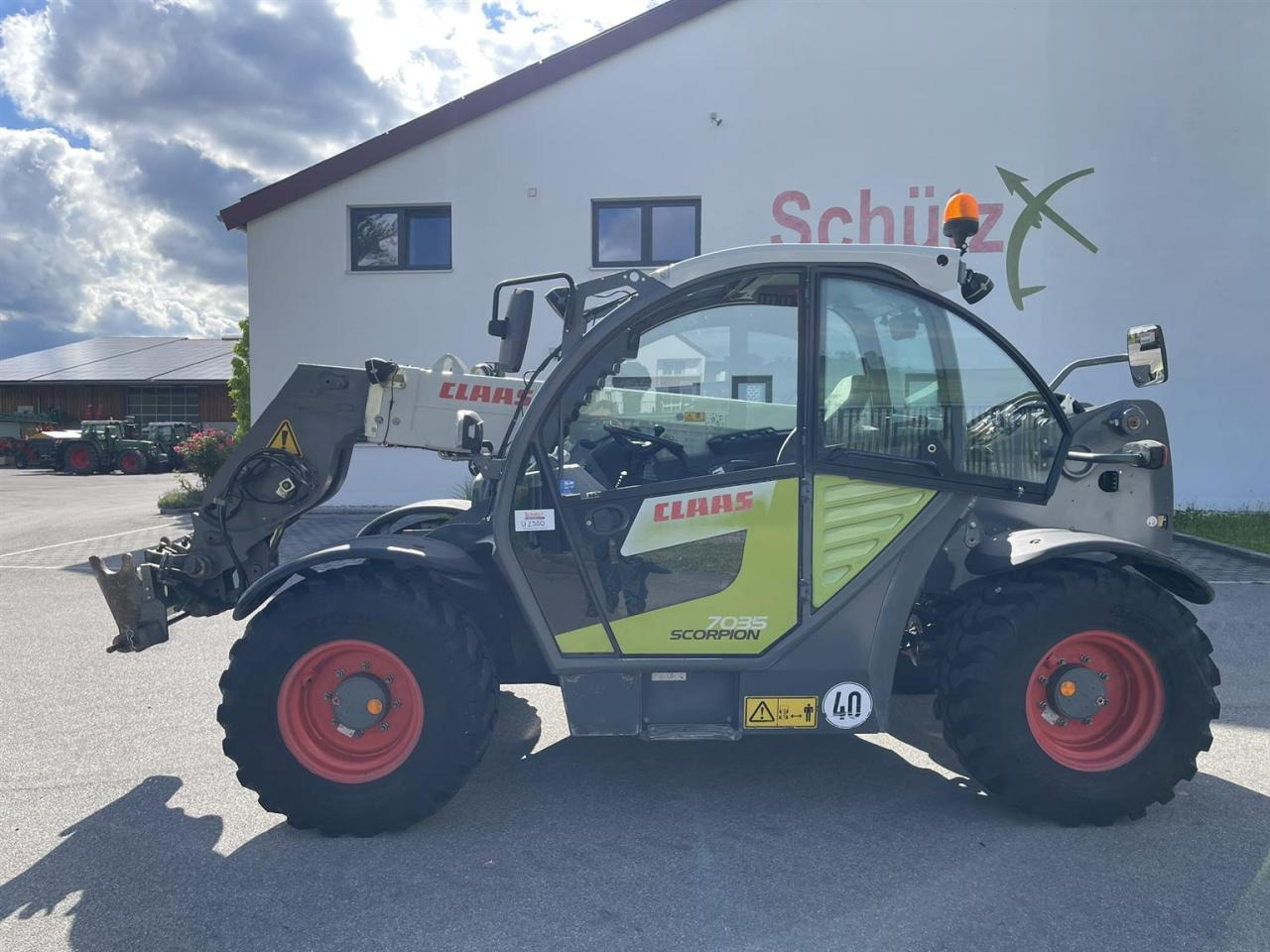 CLAAS Scorpion 7035 Claas Teleskoplader, 40 kmh - Xe nhấc hình viễn vọng kính: hình 2 CLAAS Scorpion 7035 Claas Teleskoplader, 40 kmh - Xe nhấc hình viễn vọng kính: hình 2