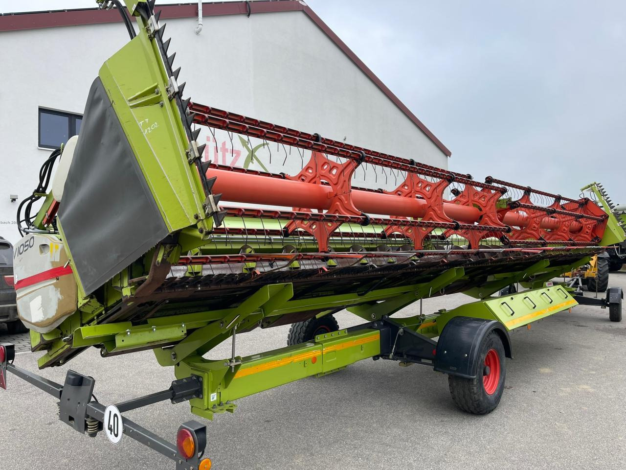 CLAAS V1050 inkl. Raps - Máy gặt liên hợp: hình 2 CLAAS V1050 inkl. Raps - Máy gặt liên hợp: hình 2