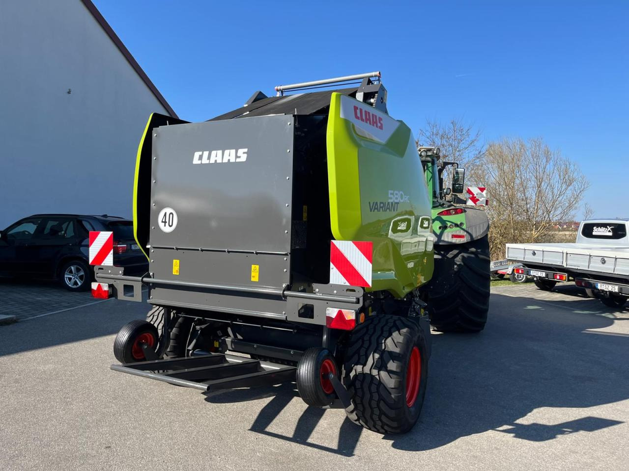 CLAAS Variant 580 RC PRO, neuwertige Rundballenpresse, Baujahr 2023, erst 39 Betriebsstunden !!! - Máy đóng kiện tròn: hình 4 CLAAS Variant 580 RC PRO, neuwertige Rundballenpresse, Baujahr 2023, erst 39 Betriebsstunden !!! - Máy đóng kiện tròn: hình 4