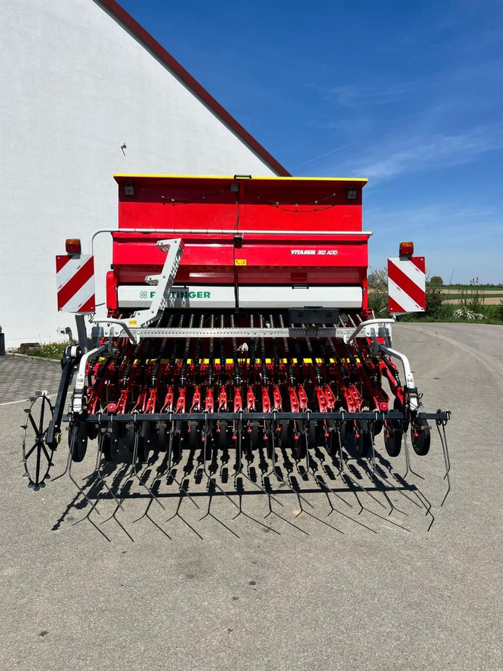 Pöttinger 3m Vitasem 302 ADD + Pöttinger Lion 303.12 WG - Máy gieo hạt liên hợp: hình 4 Pöttinger 3m Vitasem 302 ADD + Pöttinger Lion 303.12 WG - Máy gieo hạt liên hợp: hình 4