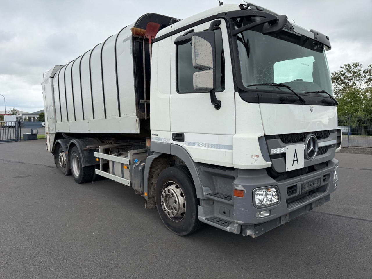Mercedes-Benz Actros MP3 2532 6x2 Faun Rotorpress 521 - Xe tải chở rác: hình 3 Mercedes-Benz Actros MP3 2532 6x2 Faun Rotorpress 521 - Xe tải chở rác: hình 3