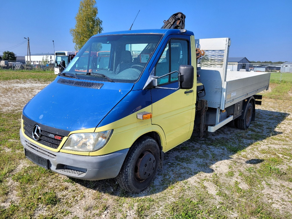 MERCEDES – BENZ SPRINTER 616CDI HIAB 027-2 Crane 10.2004 - Xe tải nhỏ phẳng: hình 2 MERCEDES – BENZ SPRINTER 616CDI HIAB 027-2 Crane 10.2004 - Xe tải nhỏ phẳng: hình 2