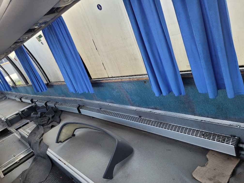 VOLVO B12B, VOLVO B12M, VOLVO B7R FOR SPAREPARTS - Xe đò: hình 5 VOLVO B12B, VOLVO B12M, VOLVO B7R FOR SPAREPARTS - Xe đò: hình 5