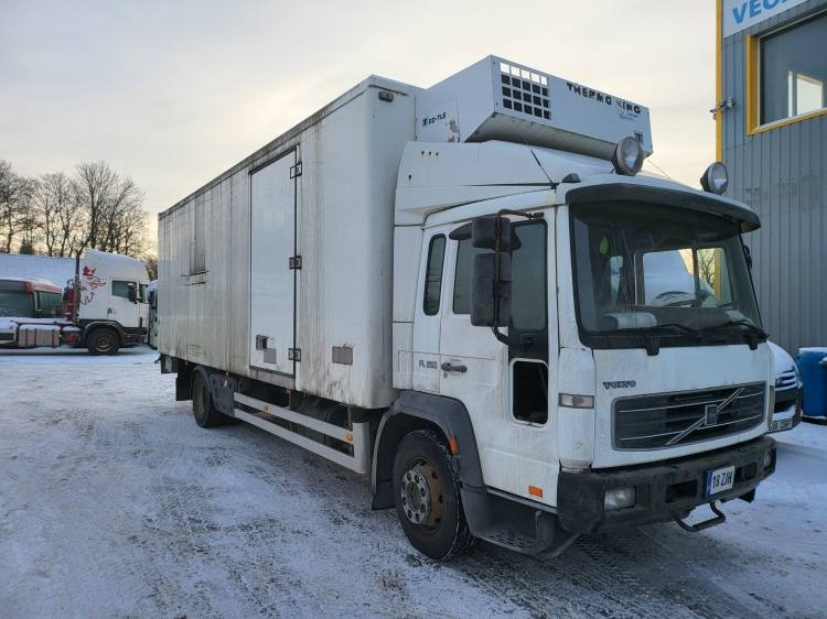 VOLVO FL 250 FOR SPAREPARTS - Xe tải đông lạnh: hình 1 VOLVO FL 250 FOR SPAREPARTS - Xe tải đông lạnh: hình 1