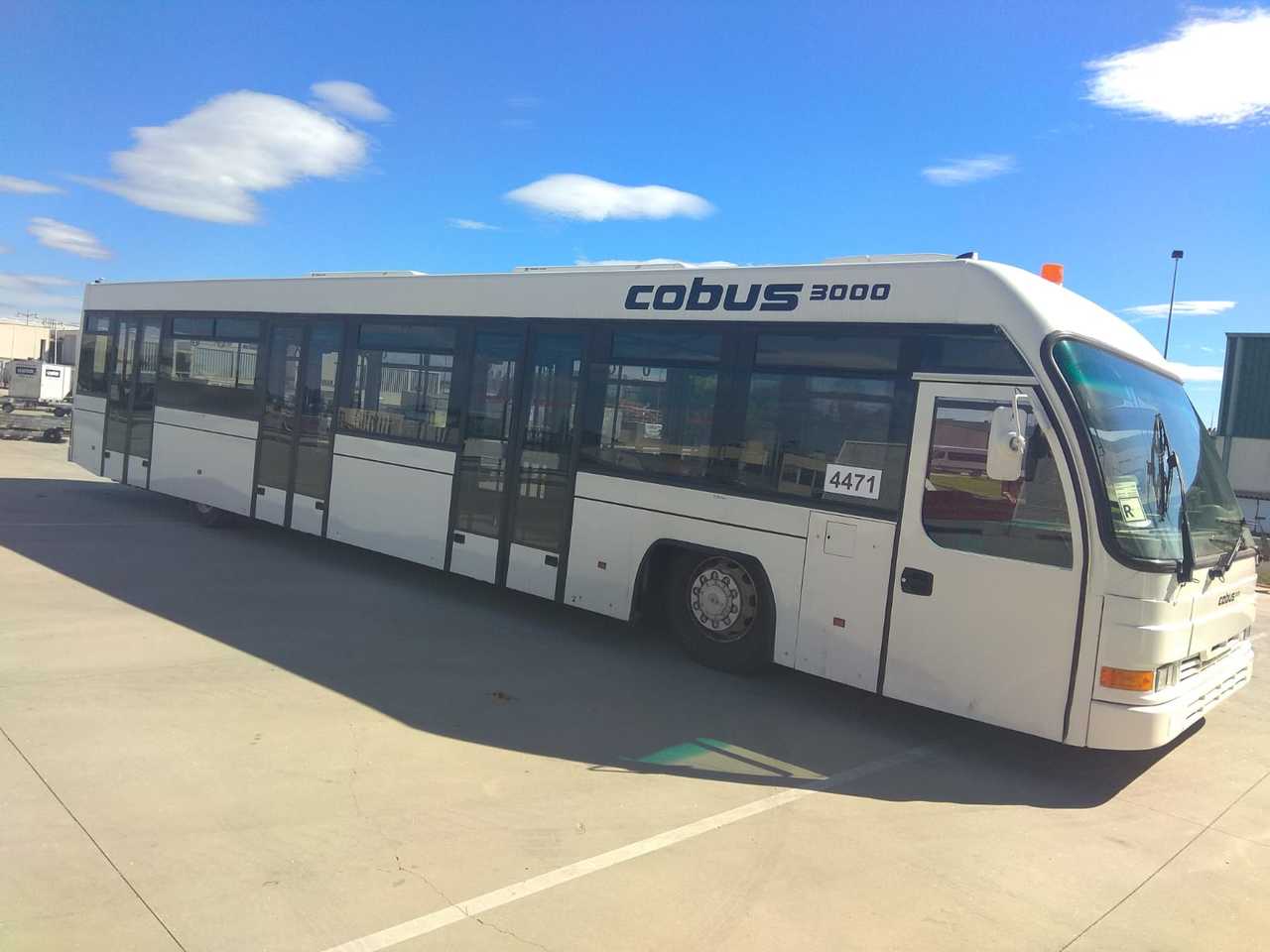 Contrac Cobus 3000 - Xe buýt sân bay: hình 3 Contrac Cobus 3000 - Xe buýt sân bay: hình 3
