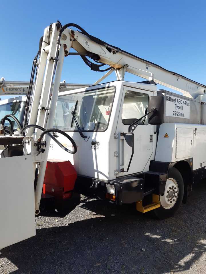 FMC Deicer Tempest 2 - Xe khử băng: hình 5 FMC Deicer Tempest 2 - Xe khử băng: hình 5