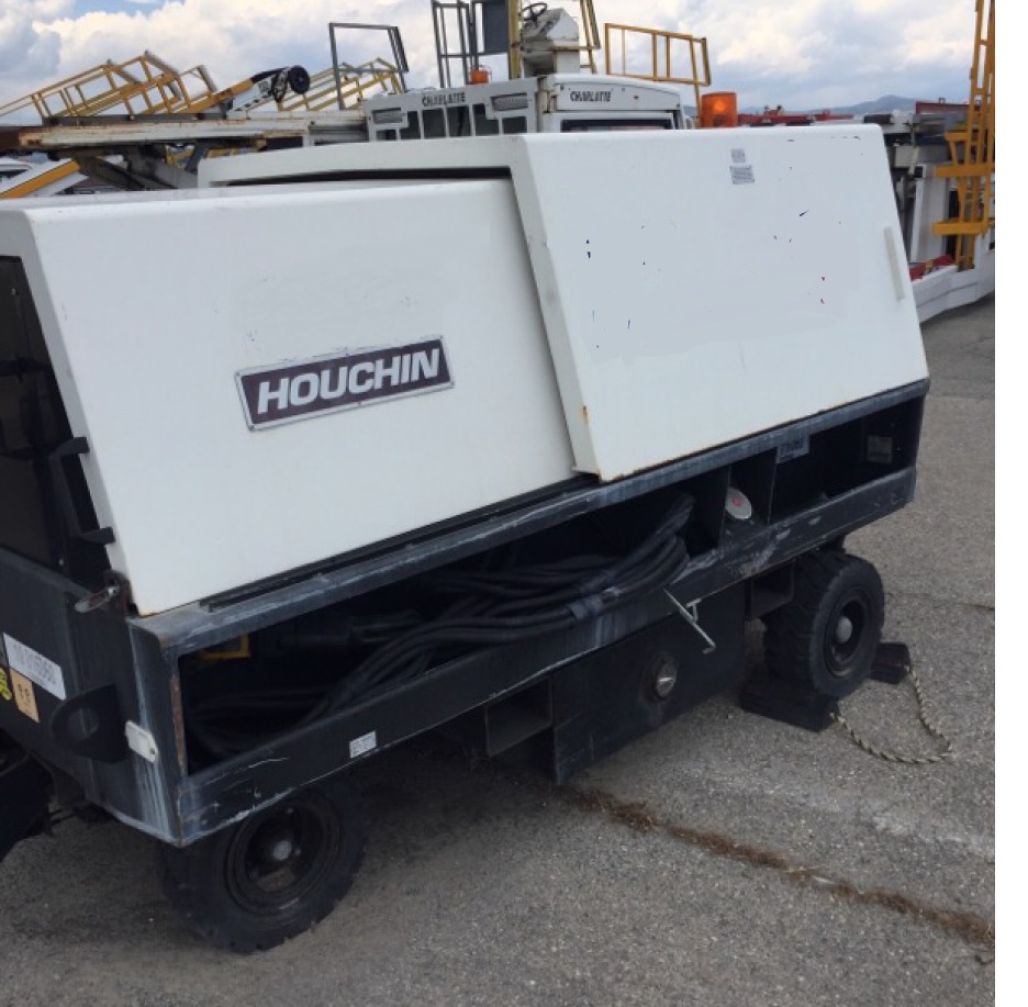 Houchin GPU C690 90KvA + 28DC - Bộ nguồn mặt đất: hình 2 Houchin GPU C690 90KvA + 28DC - Bộ nguồn mặt đất: hình 2