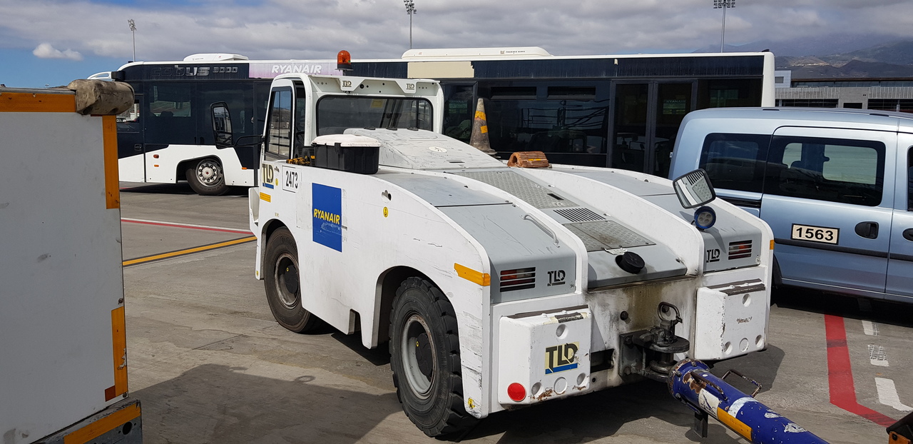 TLD Pushback TMX150-15 - Xe đầu kéo máy bay: hình 1 TLD Pushback TMX150-15 - Xe đầu kéo máy bay: hình 1