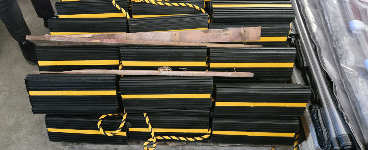 AirBusiness GSE aircraft shocks - Thiết bị phục vụ mặt đất: hình 5 AirBusiness GSE aircraft shocks - Thiết bị phục vụ mặt đất: hình 5