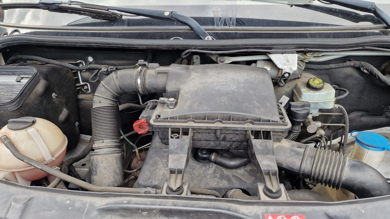 Mallaghan Water Truck WSU1000 - Thiết bị phục vụ mặt đất: hình 4 Mallaghan Water Truck WSU1000 - Thiết bị phục vụ mặt đất: hình 4