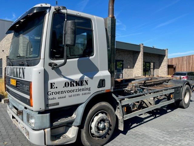 DAF 65.210 FA65.210 - Xe chở container/ Xe tải hoán đổi thân: hình 1 DAF 65.210 FA65.210 - Xe chở container/ Xe tải hoán đổi thân: hình 1