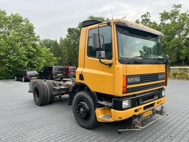 DAF CF 65 FA65.210 CF Right Hand Drive - Xe tải khung gầm: hình 1 DAF CF 65 FA65.210 CF Right Hand Drive - Xe tải khung gầm: hình 1
