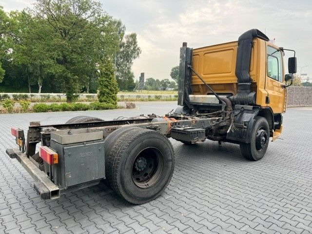 DAF CF 65 FA65.210 CF Right Hand Drive - Xe tải khung gầm: hình 2 DAF CF 65 FA65.210 CF Right Hand Drive - Xe tải khung gầm: hình 2