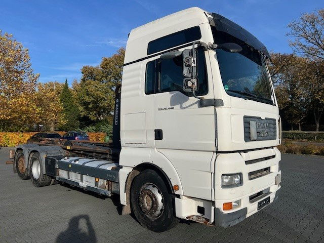 MAN TGA 26.440 .440 6x2 - Xe chở container/ Xe tải hoán đổi thân: hình 2 MAN TGA 26.440 .440 6x2 - Xe chở container/ Xe tải hoán đổi thân: hình 2