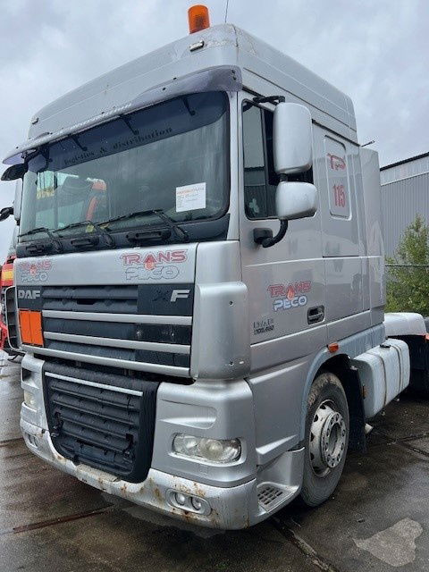DAF XF 105.460 FT105.460 XF Manuel , Engine Problem - Xe đầu kéo: hình 1 DAF XF 105.460 FT105.460 XF Manuel , Engine Problem - Xe đầu kéo: hình 1