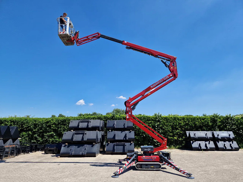 Hinowa Lightlift 17.75 IIIS - Xe nâng người chân nhện bánh: hình 2 Hinowa Lightlift 17.75 IIIS - Xe nâng người chân nhện bánh: hình 2