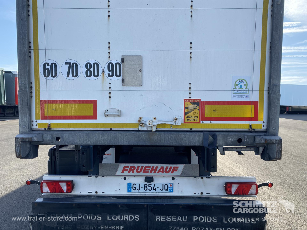 FRUEHAUF Dryfreight Standard Roller shutter door - Sơ mi rơ moóc hộp kín: hình 3 FRUEHAUF Dryfreight Standard Roller shutter door - Sơ mi rơ moóc hộp kín: hình 3