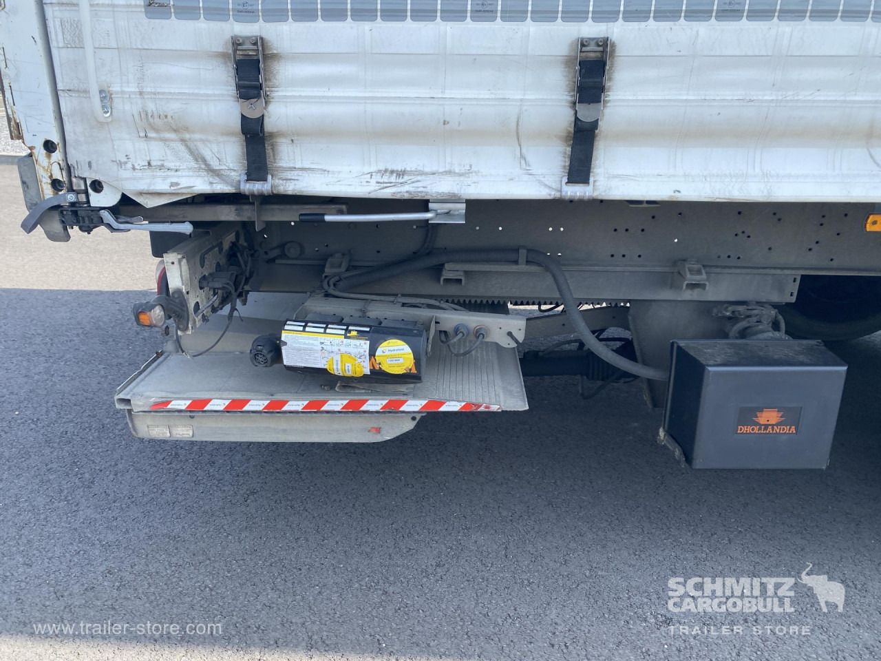 SCHMITZ Curtainsider Mega Taillift - Sơ mi rơ moóc mui bạt: hình 2 SCHMITZ Curtainsider Mega Taillift - Sơ mi rơ moóc mui bạt: hình 2