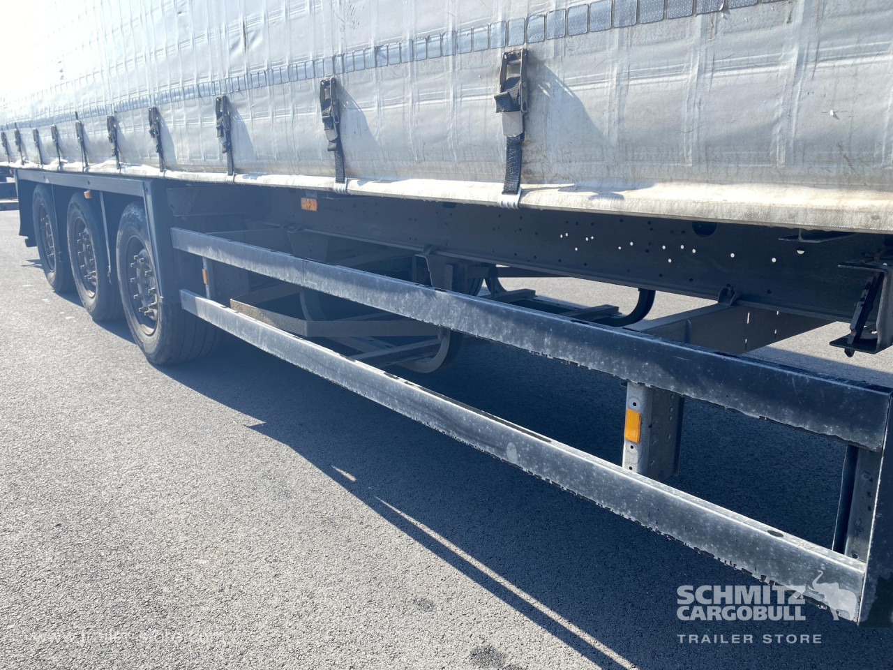 SCHMITZ Curtainsider Standard - Sơ mi rơ moóc mui bạt: hình 3 SCHMITZ Curtainsider Standard - Sơ mi rơ moóc mui bạt: hình 3