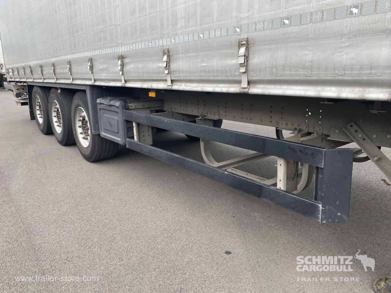 SCHMITZ Curtainsider Standard Taillift - Sơ mi rơ moóc mui bạt: hình 2 SCHMITZ Curtainsider Standard Taillift - Sơ mi rơ moóc mui bạt: hình 2