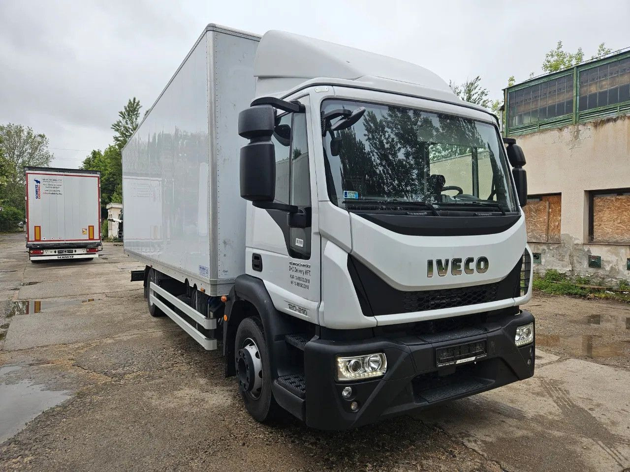 Iveco EuroCargo 120 - 210 BOX 12t Only 7554 km - Xe tải hộp: hình 3 Iveco EuroCargo 120 - 210 BOX 12t Only 7554 km - Xe tải hộp: hình 3