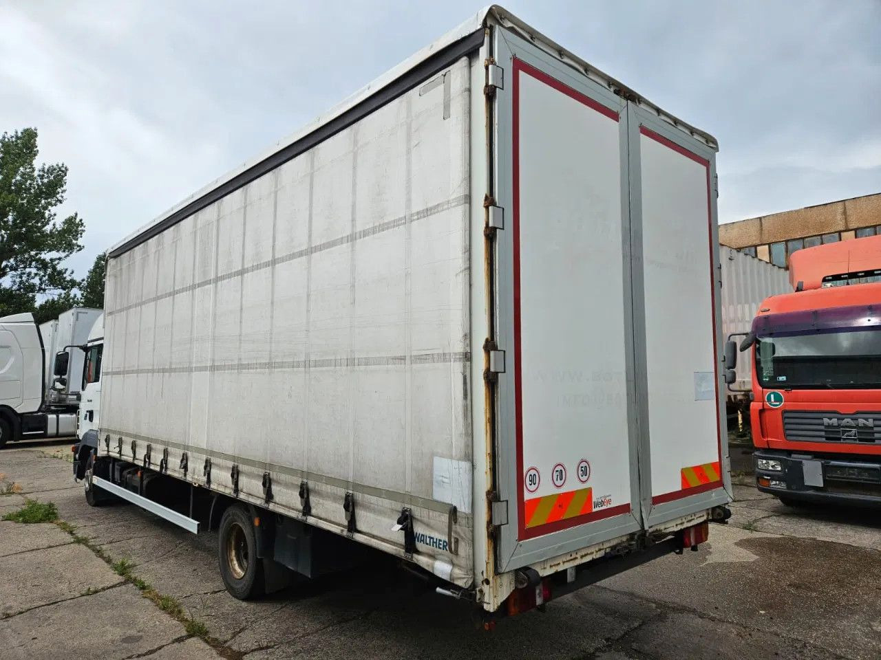 MAN TGL 8.220 4x2 BL Euro 5 EEV - Xe tải thùng mui bạt: hình 3 MAN TGL 8.220 4x2 BL Euro 5 EEV - Xe tải thùng mui bạt: hình 3