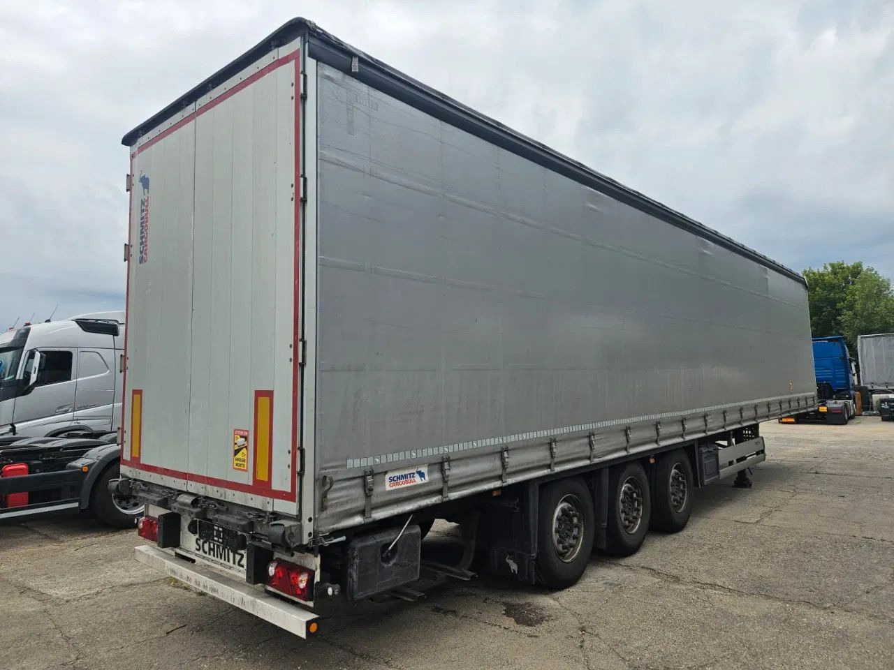 Schmitz Cargobull SCB S3T Standard 3 units! Lifting Axle A&C, XL C - Sơ mi rơ moóc mui bạt: hình 4 Schmitz Cargobull SCB S3T Standard 3 units! Lifting Axle A&C, XL C - Sơ mi rơ moóc mui bạt: hình 4