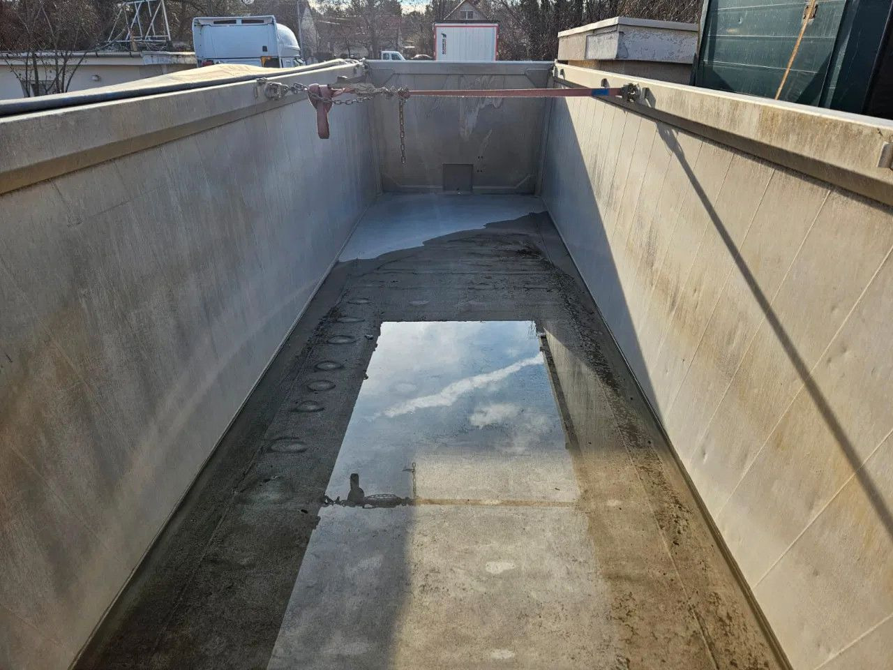 Wielton NW-3 38m3 Lifting Axle, Alloy w. - Sơ mi rơ moóc ben: hình 5 Wielton NW-3 38m3 Lifting Axle, Alloy w. - Sơ mi rơ moóc ben: hình 5